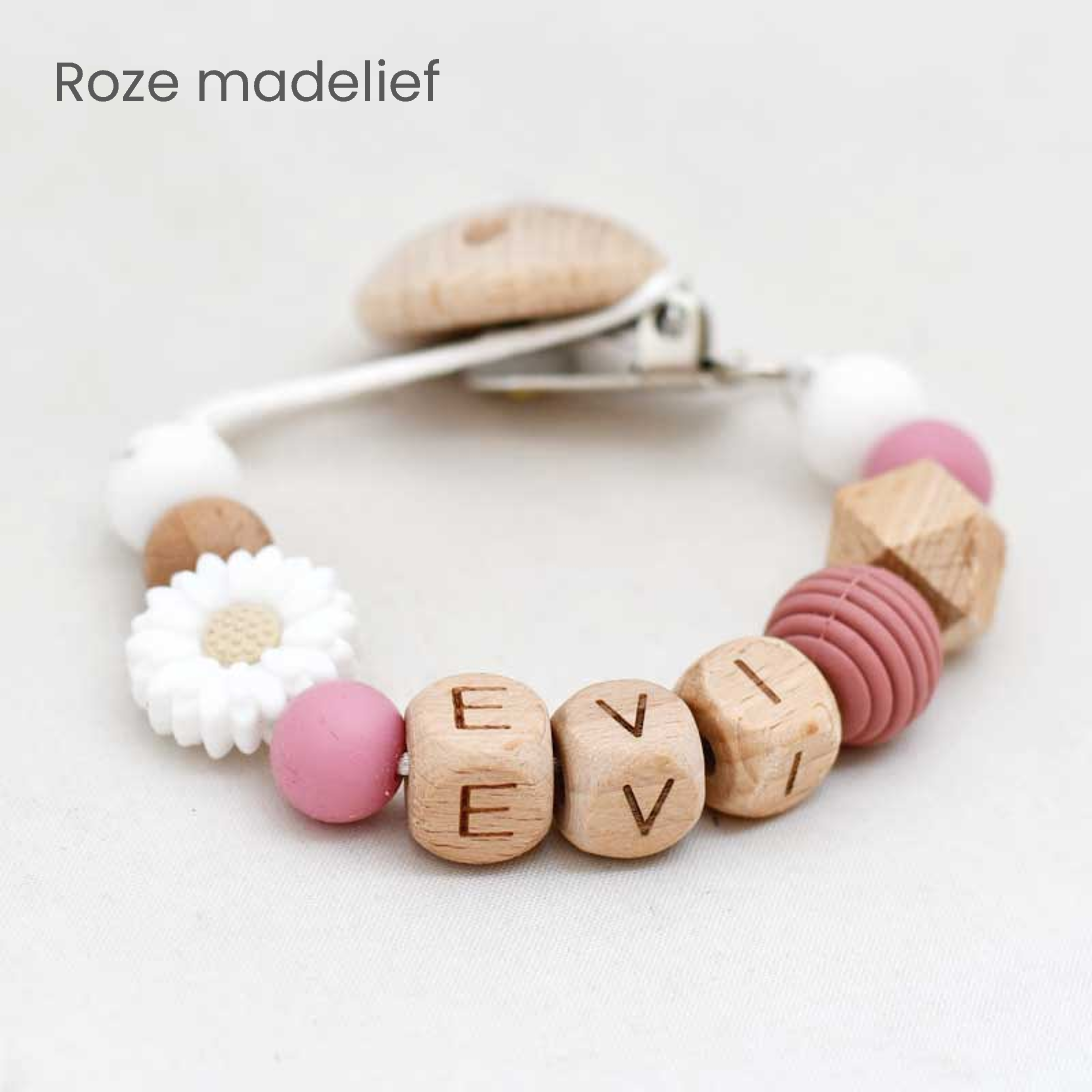 Pretletter speenkoord met naam roze madelief hout
