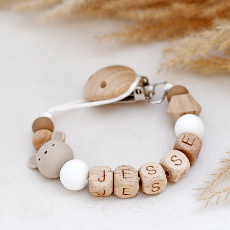 pretletter speenkoord naam bruin muis hout baby