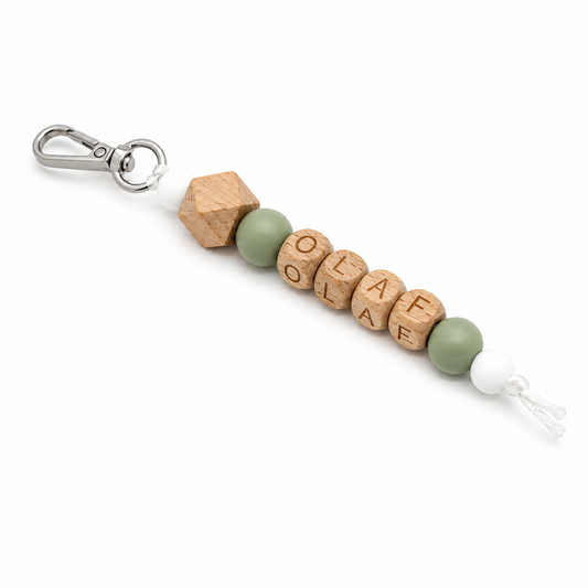 Pretletter sleutelhanger met naam mos groen