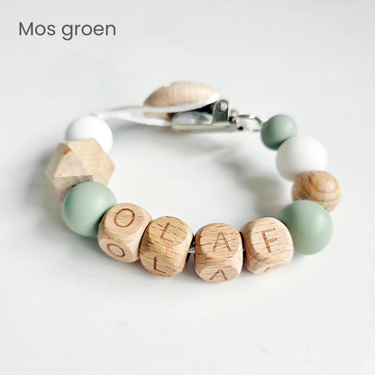 Pretletter speenkoord met naam mos groen hout