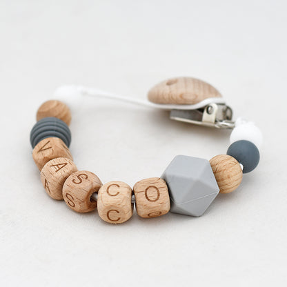 Pretletter speenkoord met naam donker grijs hout